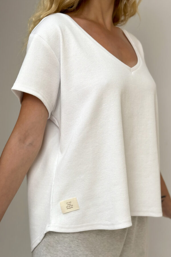 Bell White Tshirt - Görsel 3