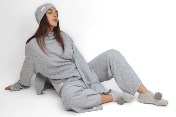 Neck Soft Grey Sweatshirt - Görsel 2