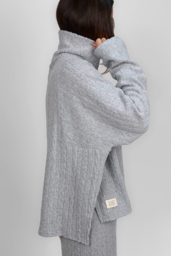 Neck Soft Grey Sweatshirt - Görsel 3